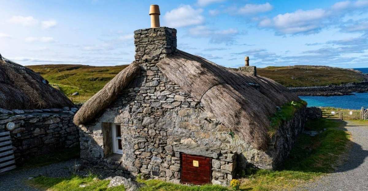 Gearrannan Blackhouse Village