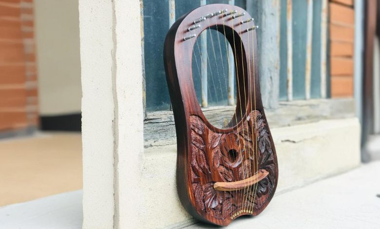 10-String Lyre Harp