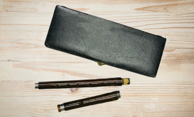Rosewood BB Flute in 2 Parts
